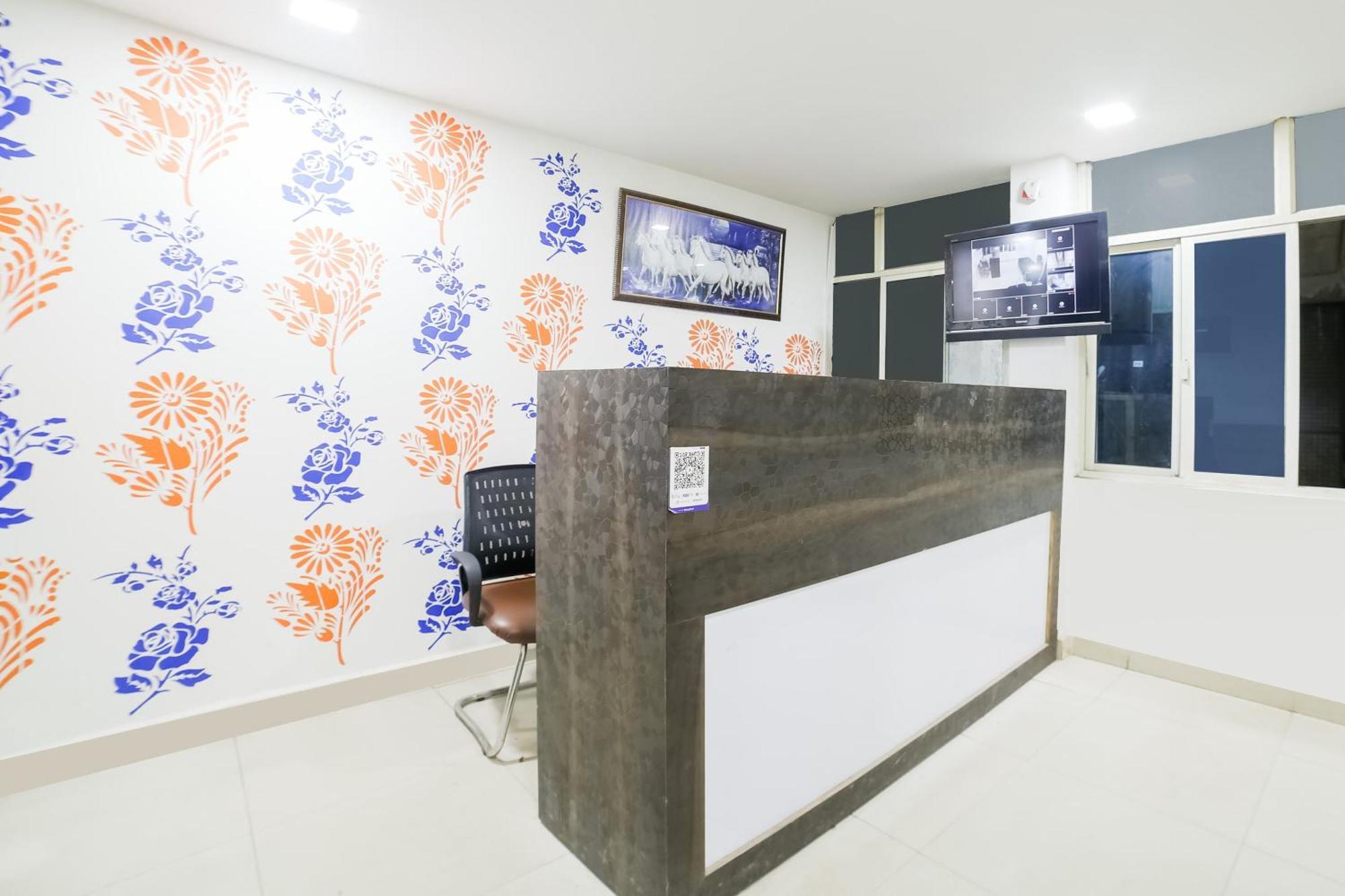 My Comfortable Hotel New Delhi Luaran gambar